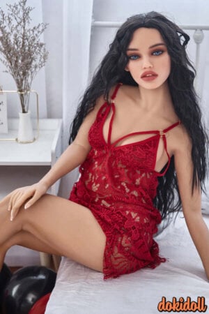 熟女スタイル セックス人形 黒髪 赤い服 Jane