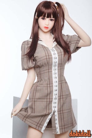 158cm ダッチワイフ  可憐な少女  萌仁香　