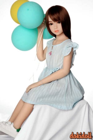 可愛い ラブドール Momoko