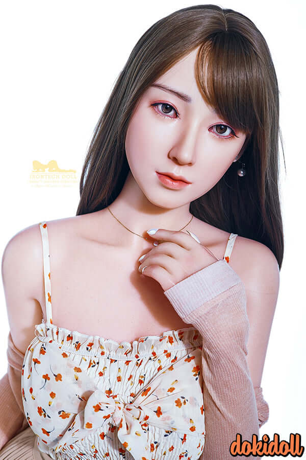 清楚系シリコンドール