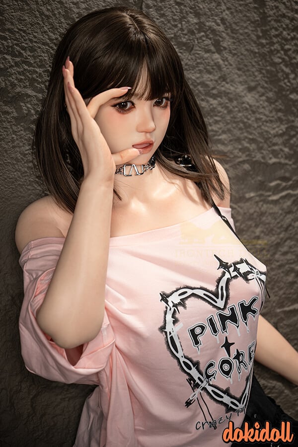 丸顔ダッチワイフ