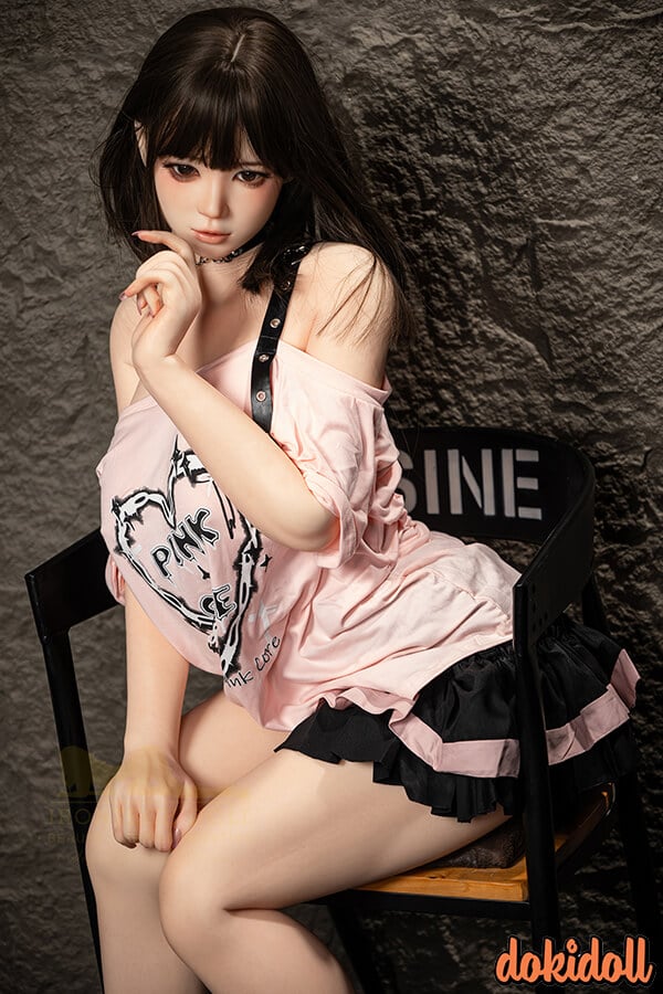 丸顔ダッチワイフ