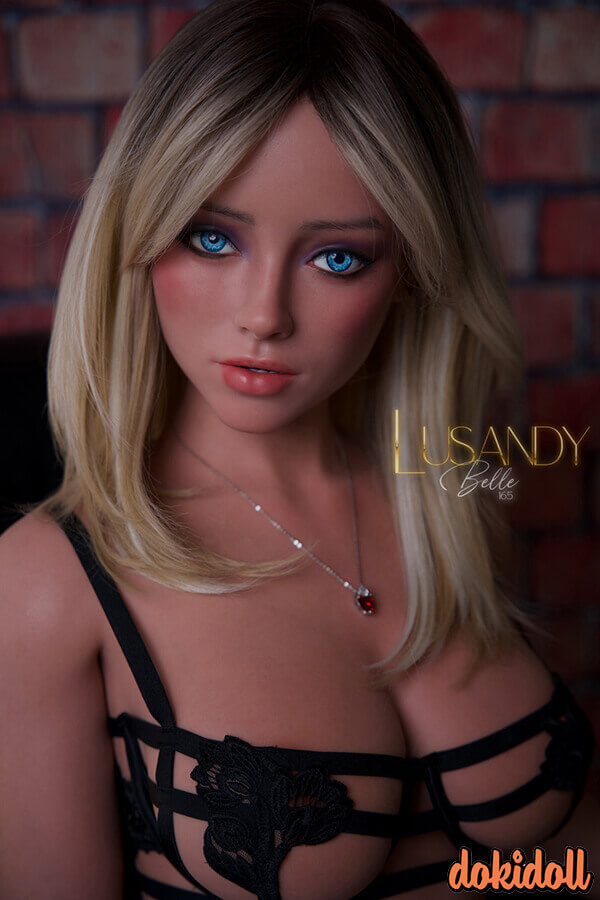 Lusandyシリコンドール