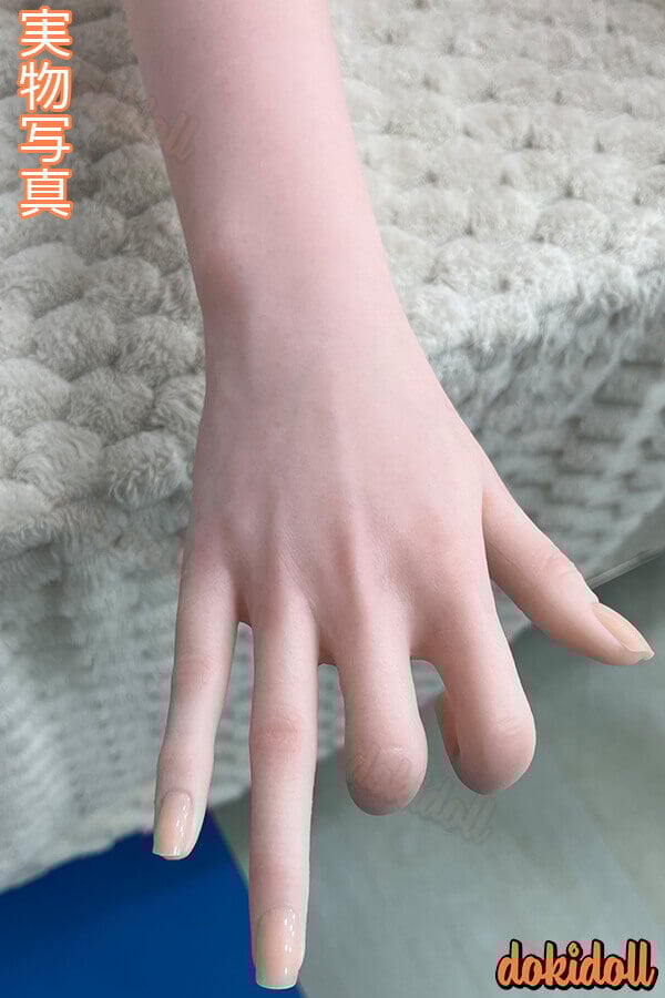 ラブドール 実物写真 無修正画像