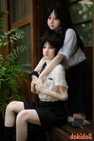 148cm 清純系リアルドール