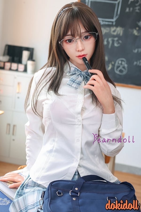 Yearndoll 清純派ラブドール