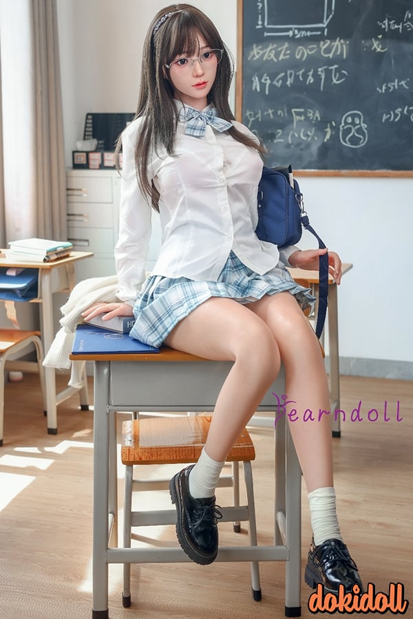 Yearndoll 清純派ラブドール