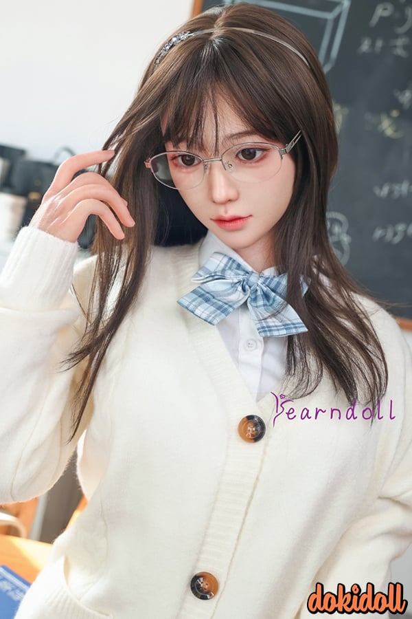 Yearndoll 清純派ラブドール
