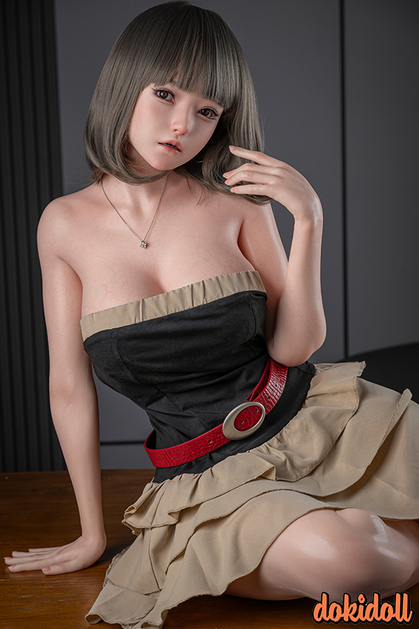 肥満型ダッチワイフ